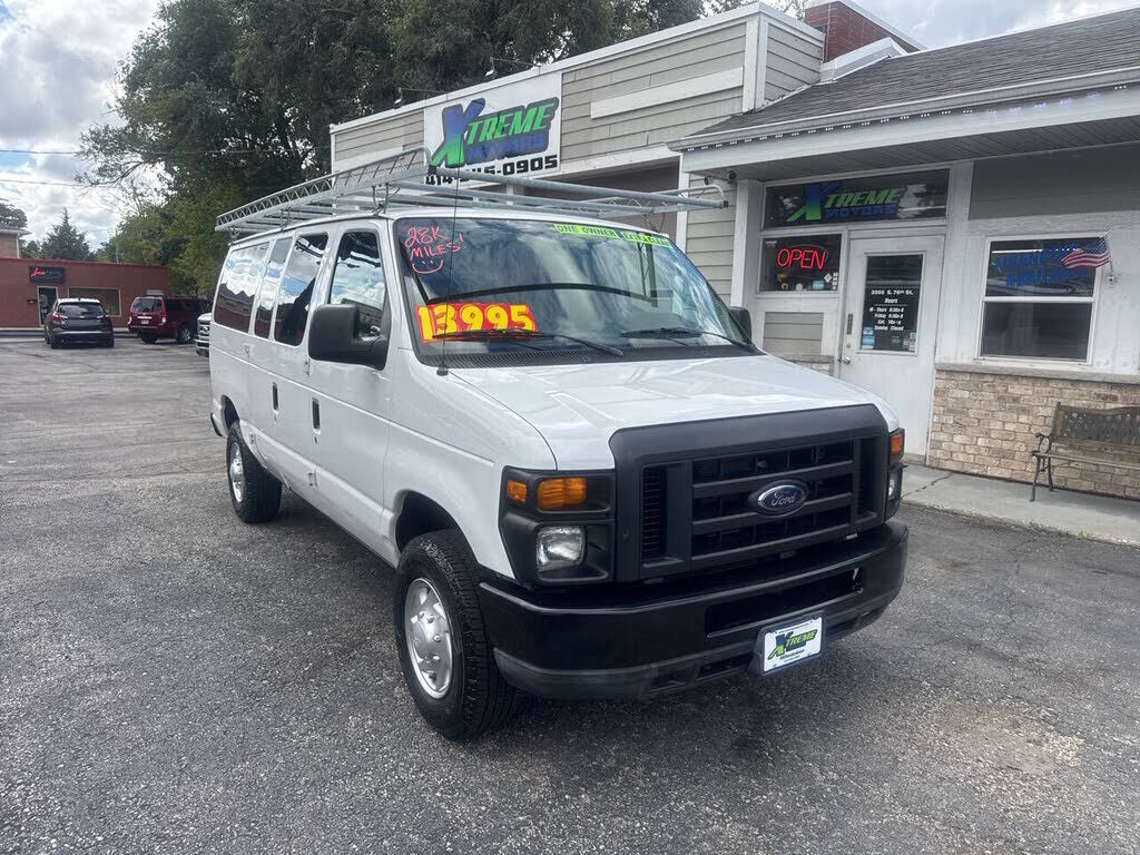 2012 FORD E-350