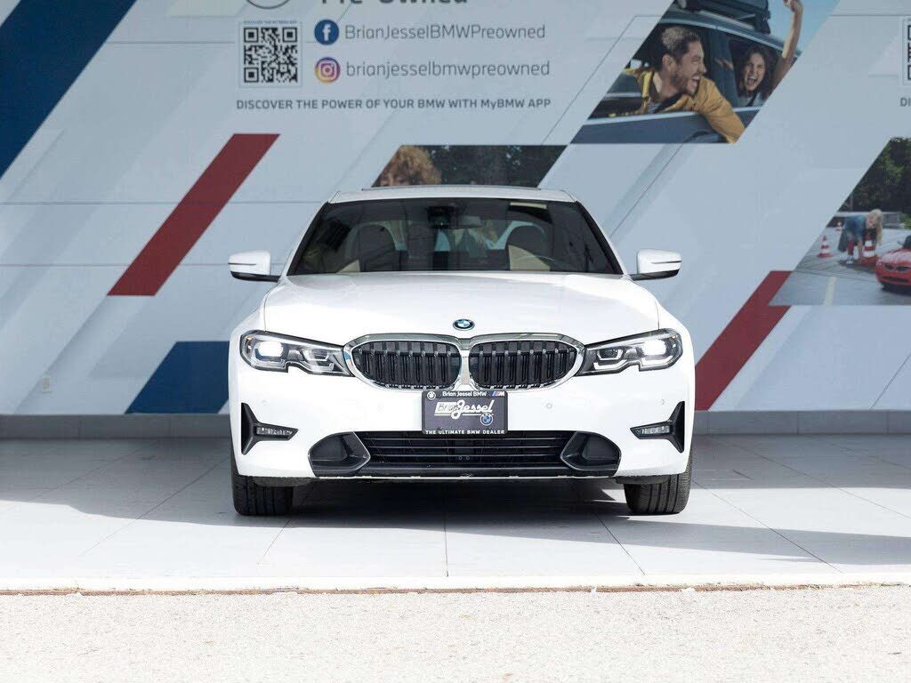 2022 BMW 330e