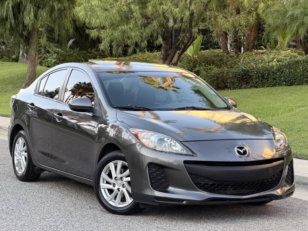 2012 MAZDA Mazda3