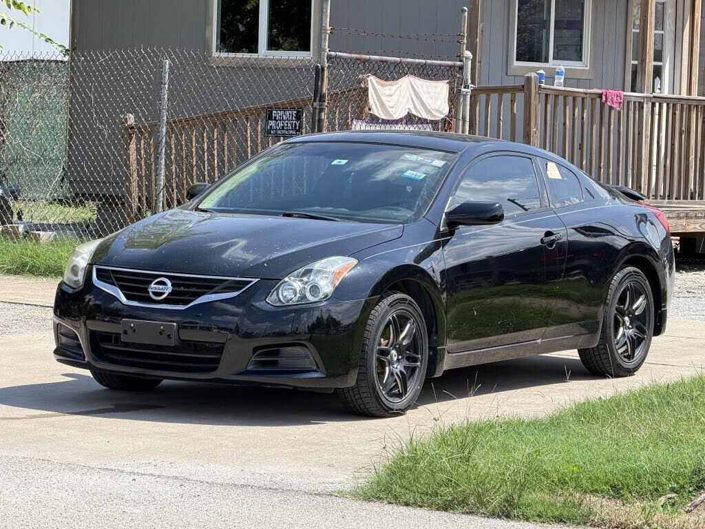 2011 NISSAN Altima