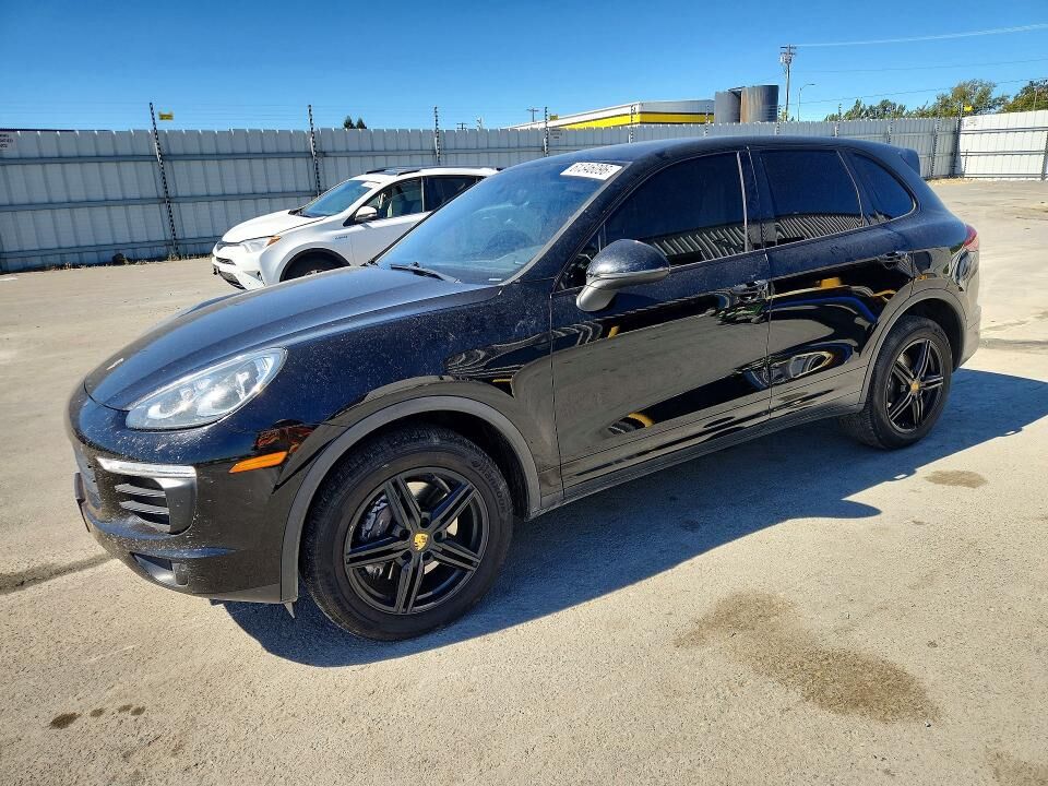 2017 PORSCHE Cayenne