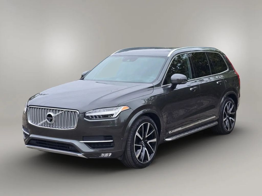 2018 VOLVO XC90