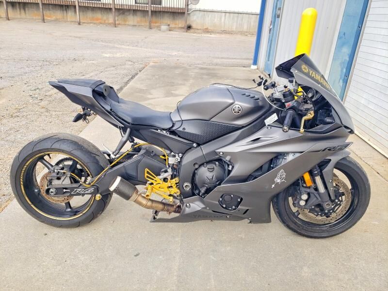 2019 YAMAHA YZF