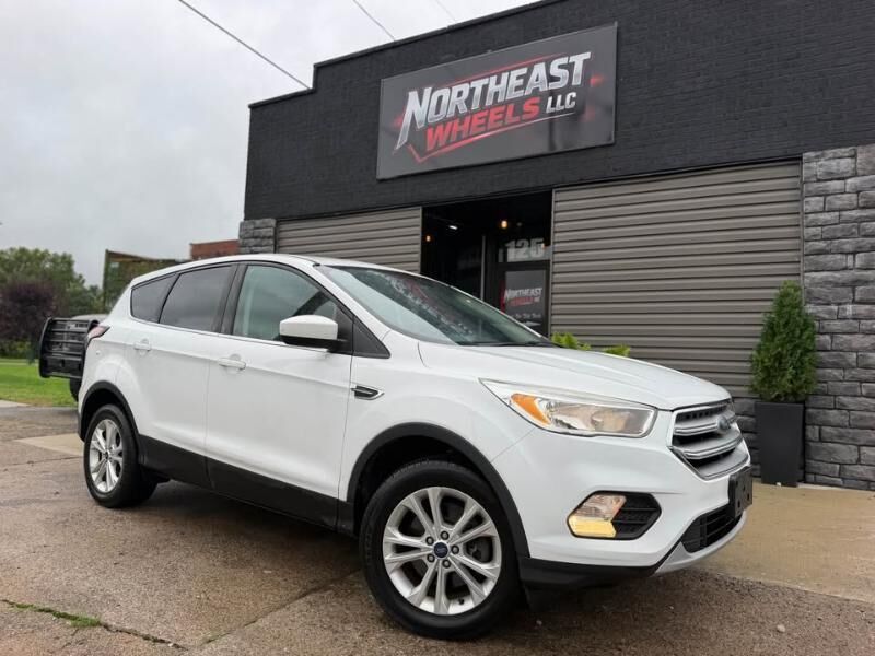 2017 FORD Escape