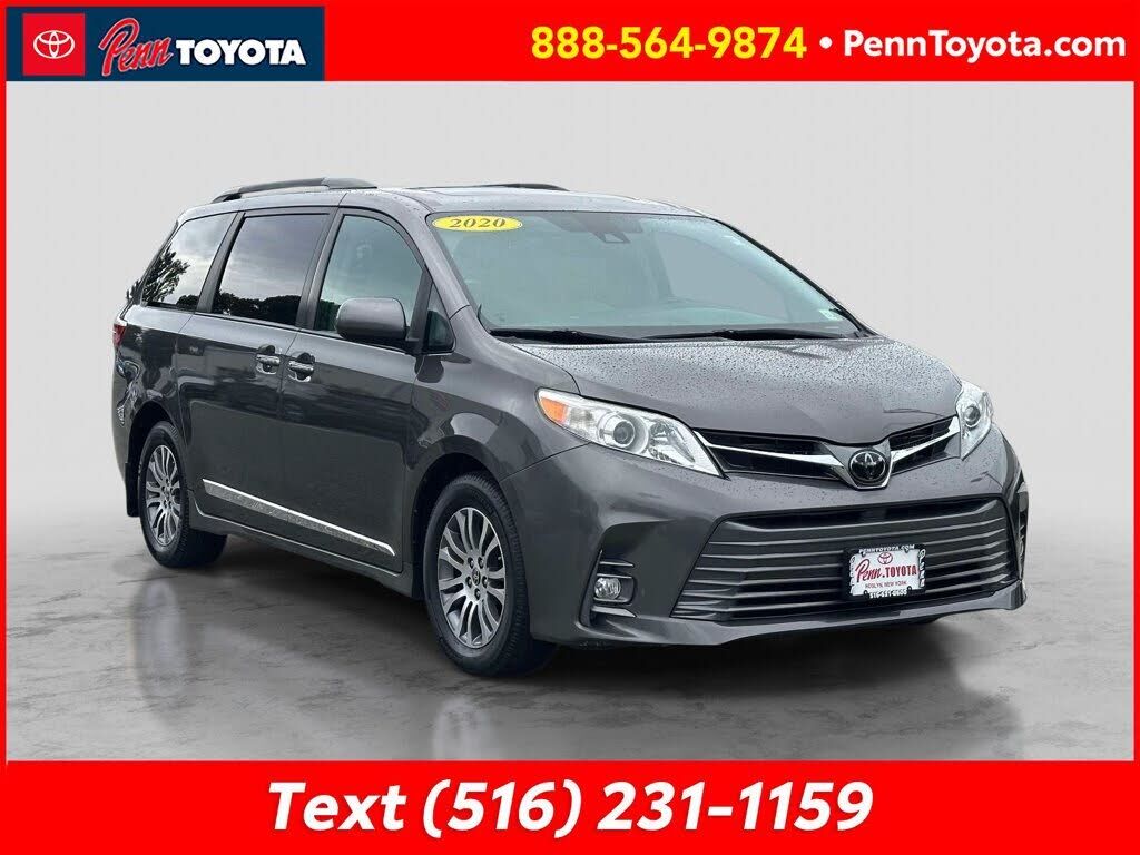 2020 TOYOTA Sienna