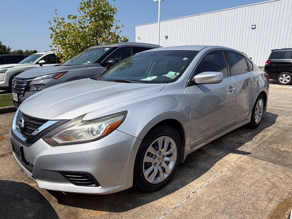 2016 NISSAN Altima