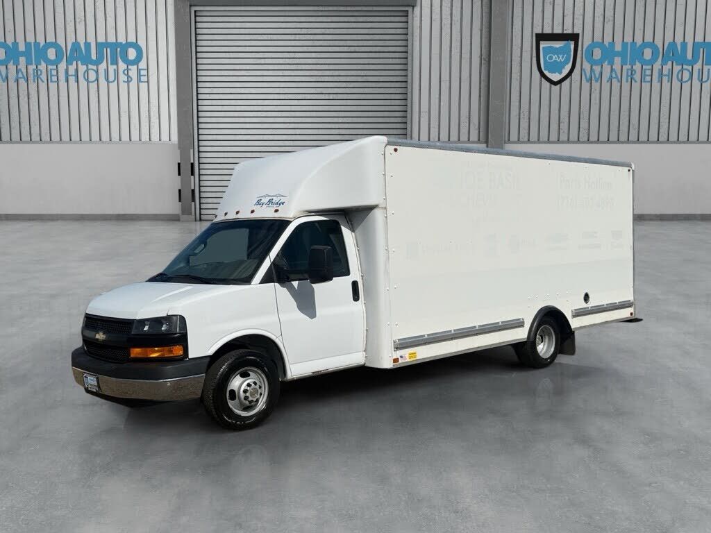 2021 CHEVROLET Express