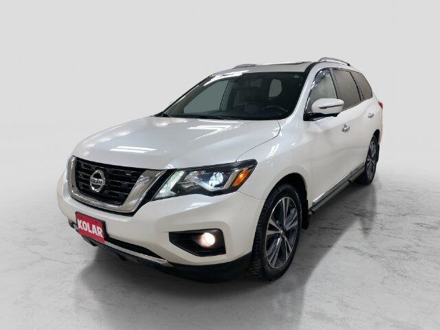 2017 NISSAN Pathfinder