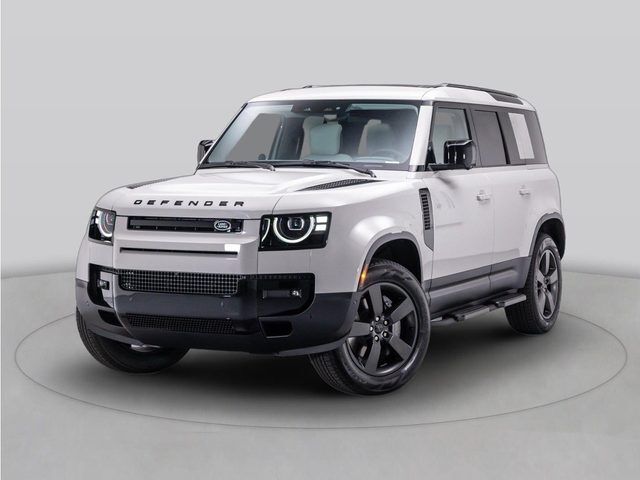 2026 LAND ROVER Defender