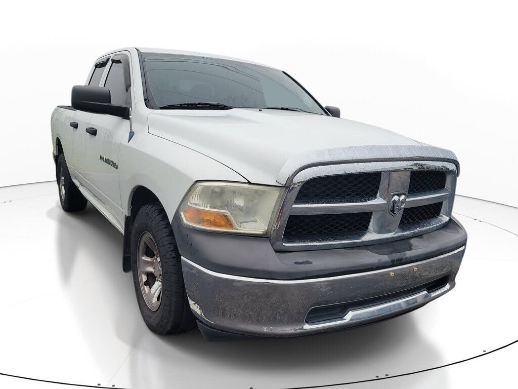 2012 DODGE Ram