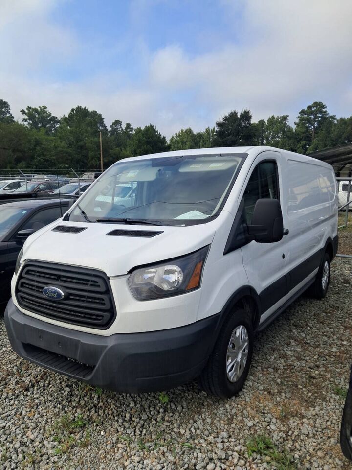 2019 FORD Transit