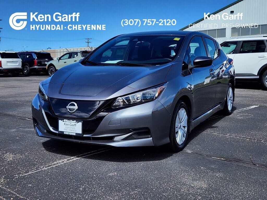 2025 NISSAN Leaf