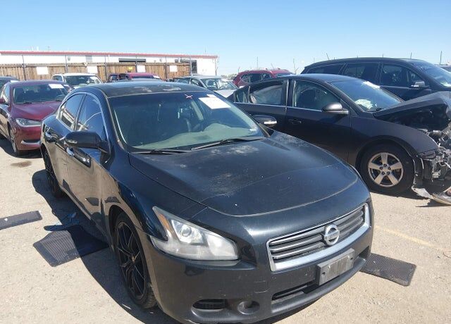 2012 NISSAN Maxima