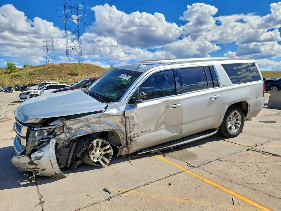 2017 CHEVROLET Suburban
