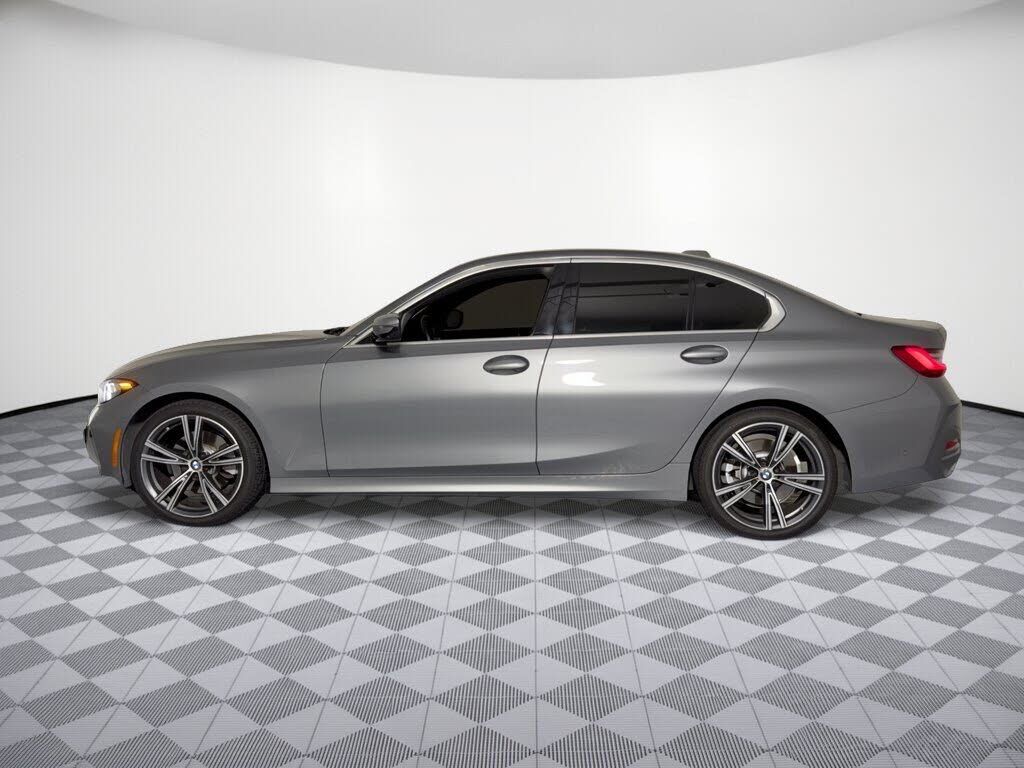 2024 BMW 330i