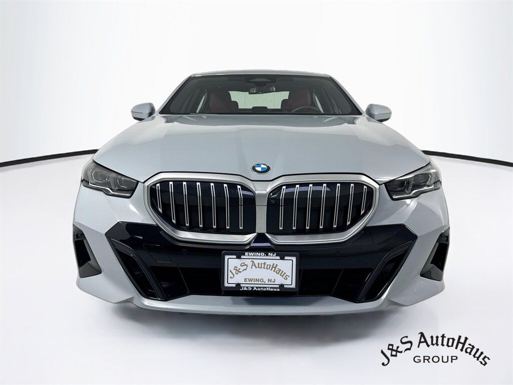 2026 BMW 530i