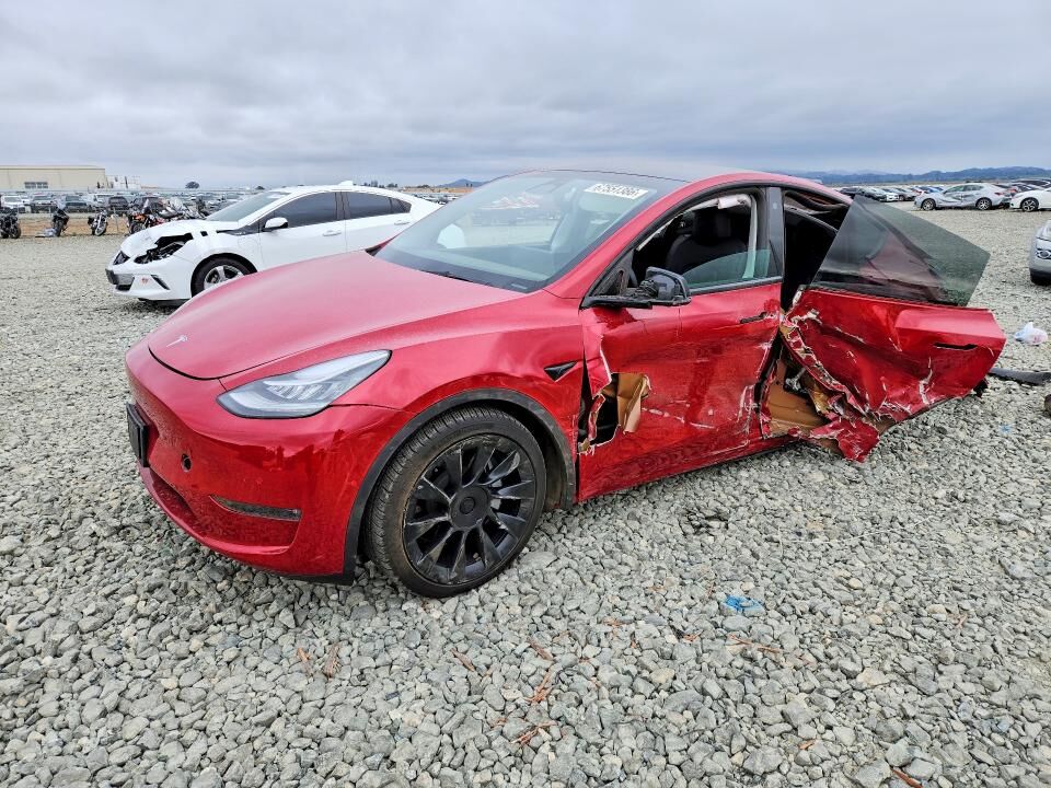 2022 TESLA Model Y