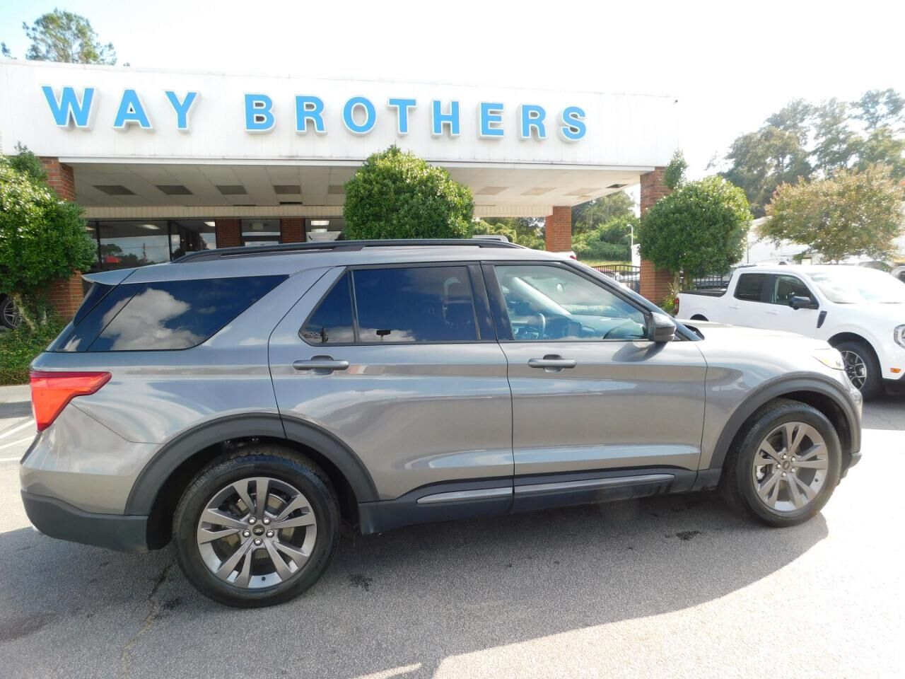 2024 FORD Explorer