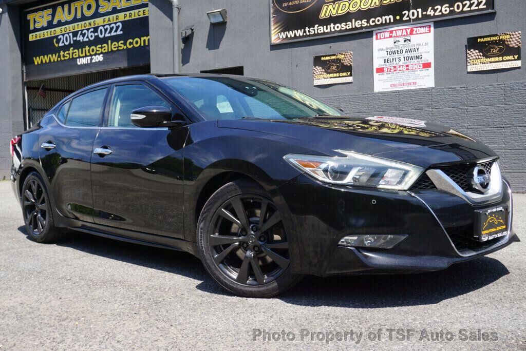 2017 NISSAN Maxima