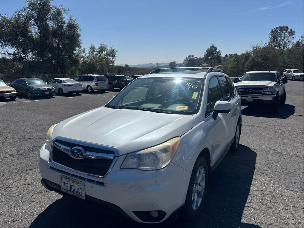 2015 SUBARU Forester