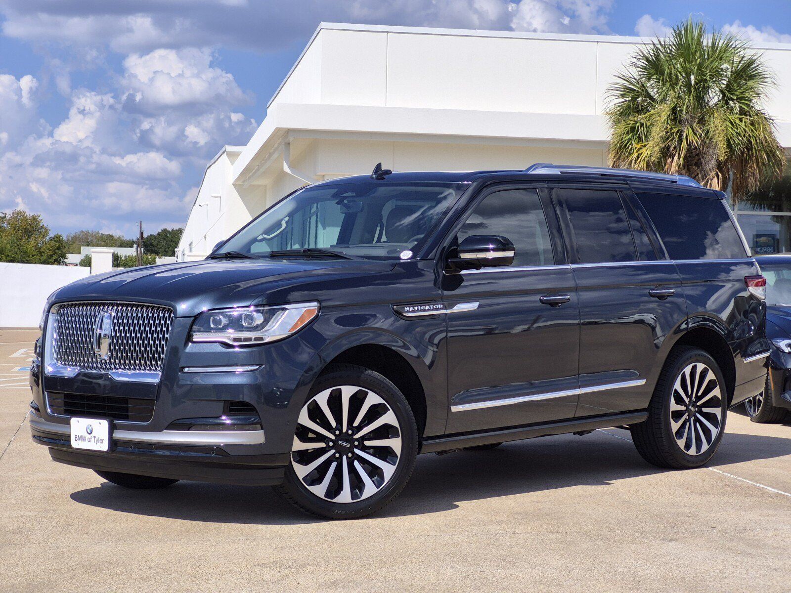 2024 LINCOLN Navigator