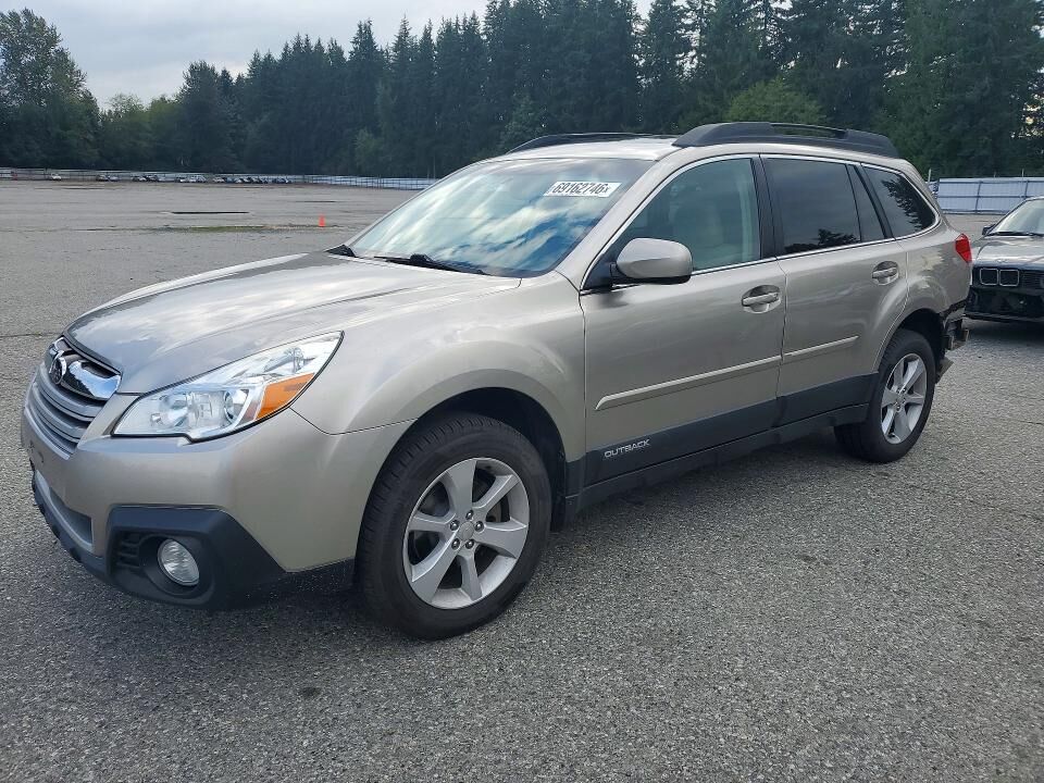 2014 SUBARU Outback