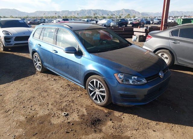 2016 VOLKSWAGEN Golf SportWagen