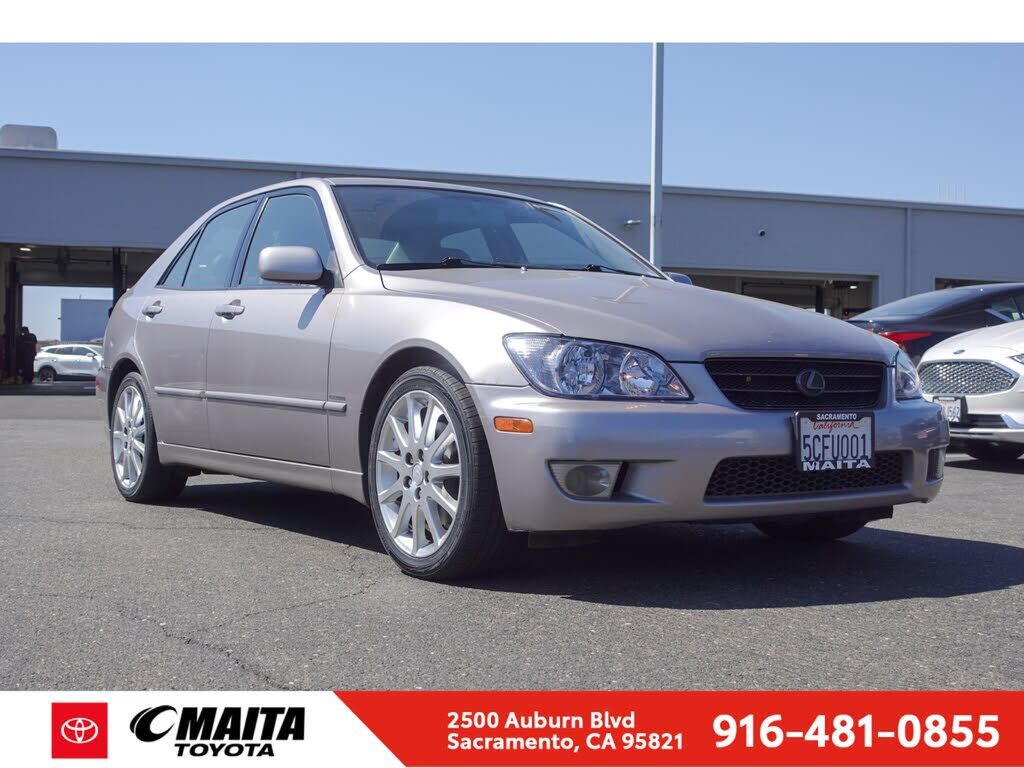 2003 LEXUS IS
