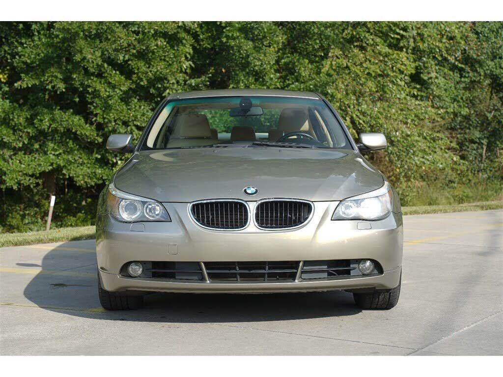 2005 BMW 530i
