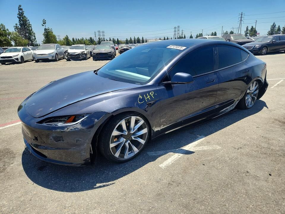 2024 TESLA Model 3