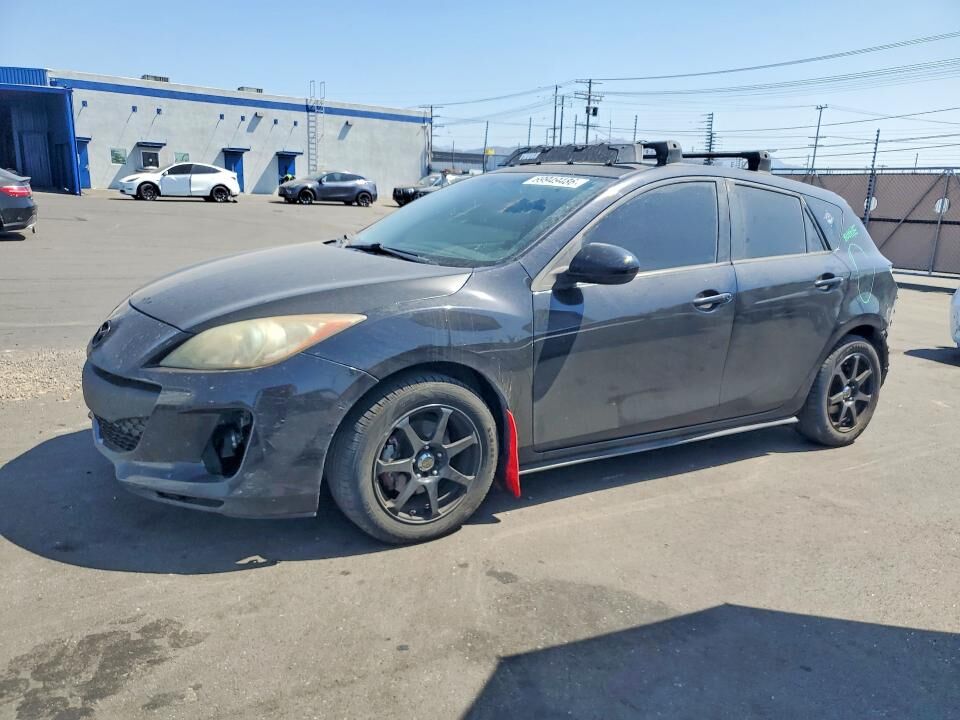 2013 MAZDA Mazda3