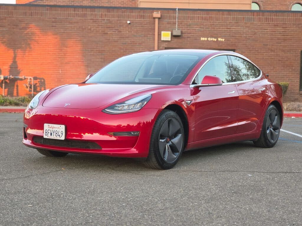 2018 TESLA Model 3