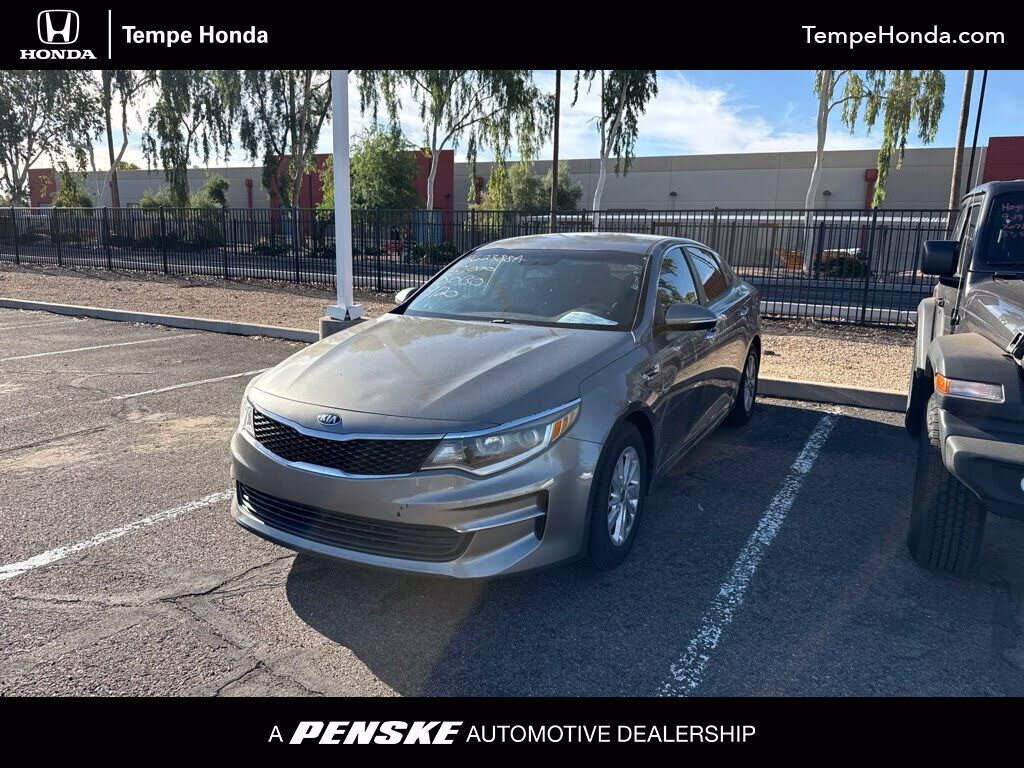 2017 KIA Optima