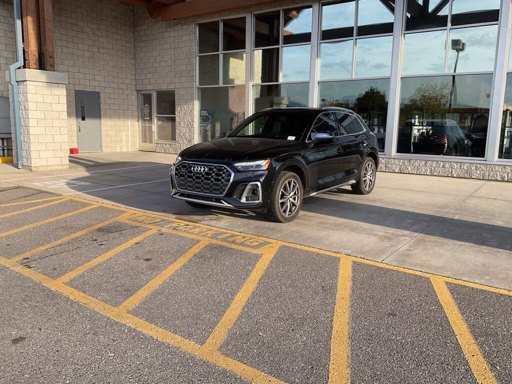 2021 AUDI SQ5