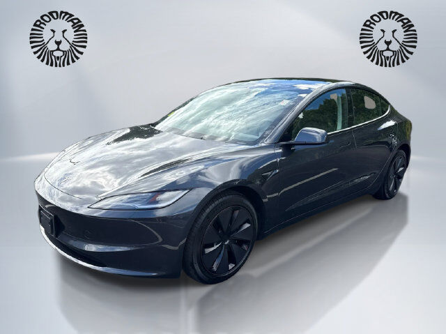 2025 TESLA Model 3