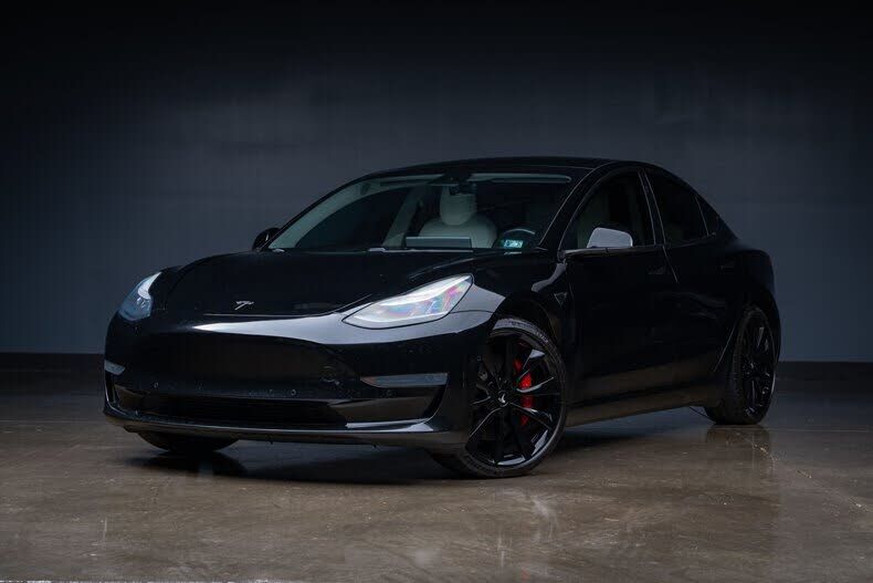 2019 TESLA Model 3