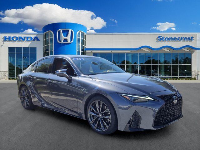 2025 LEXUS IS