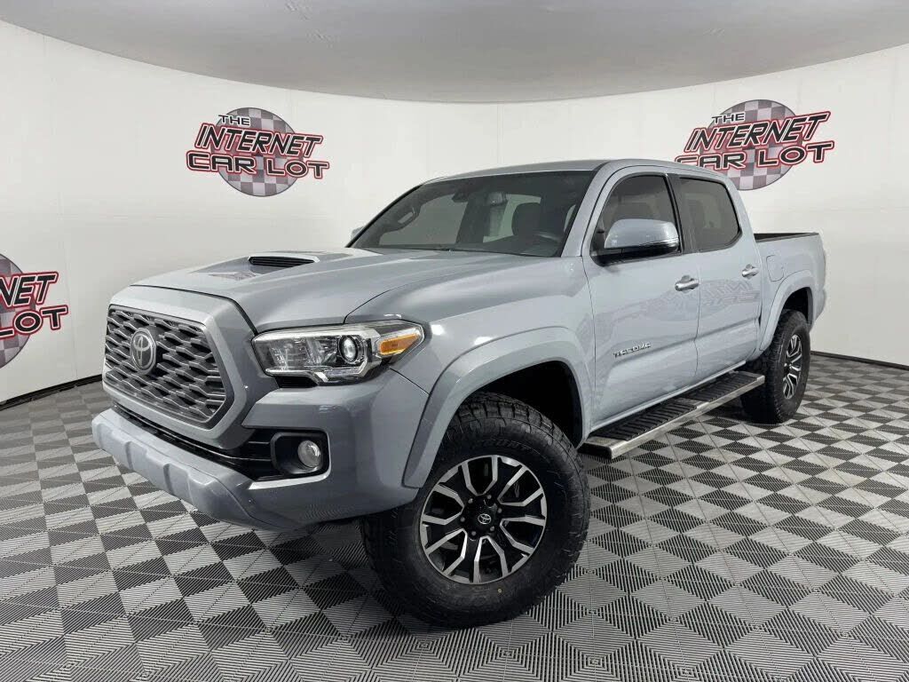 2020 TOYOTA Tacoma