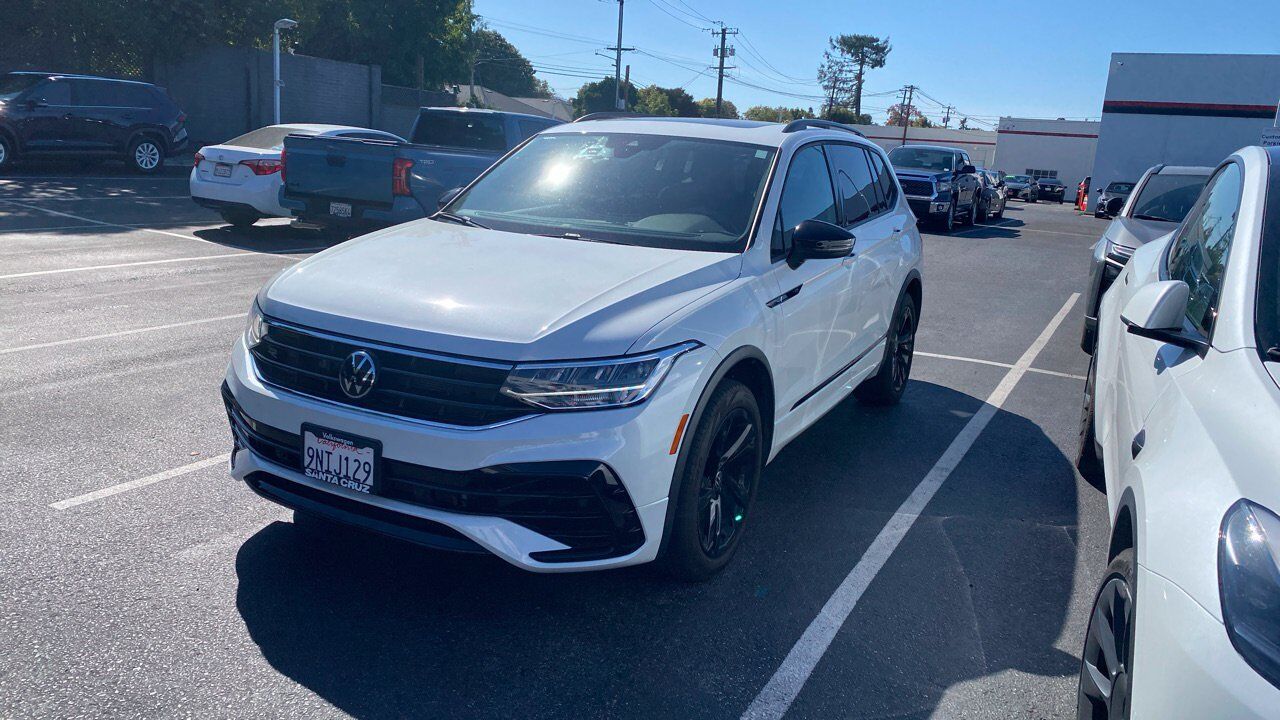2024 VOLKSWAGEN Tiguan