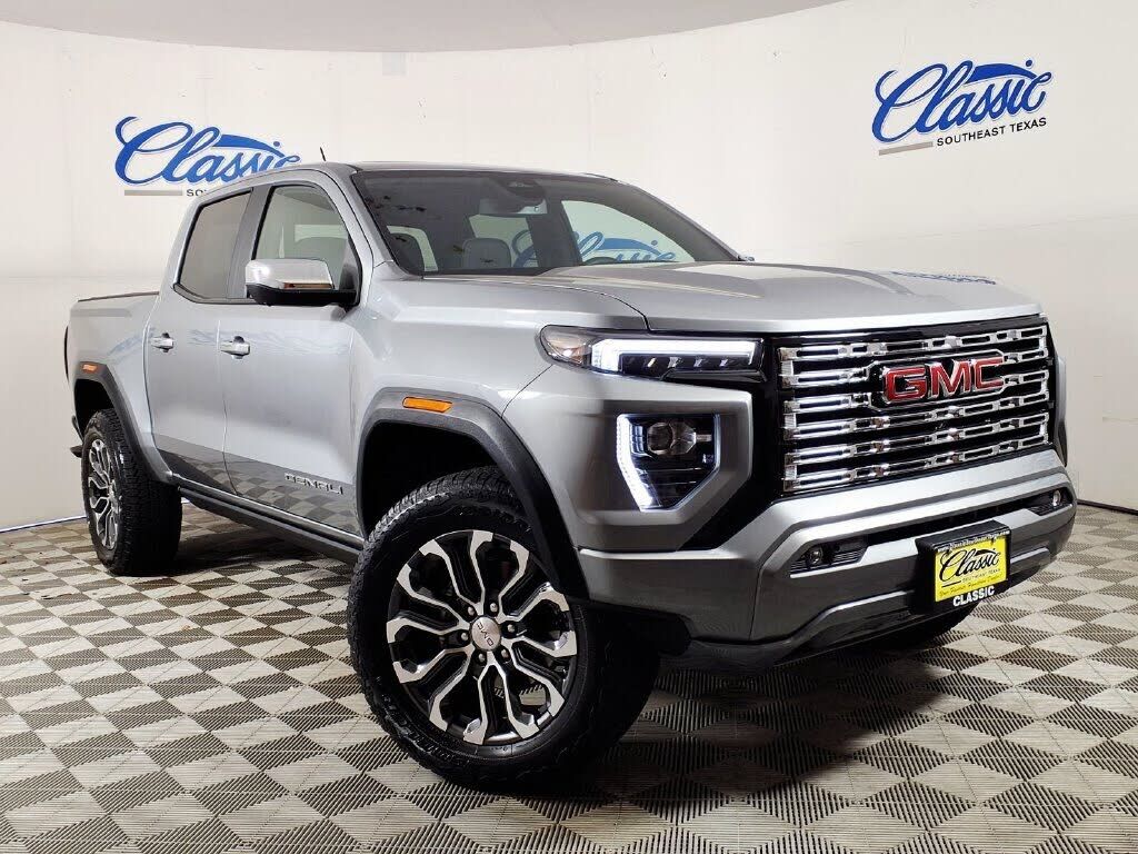 2025 GMC Canyon