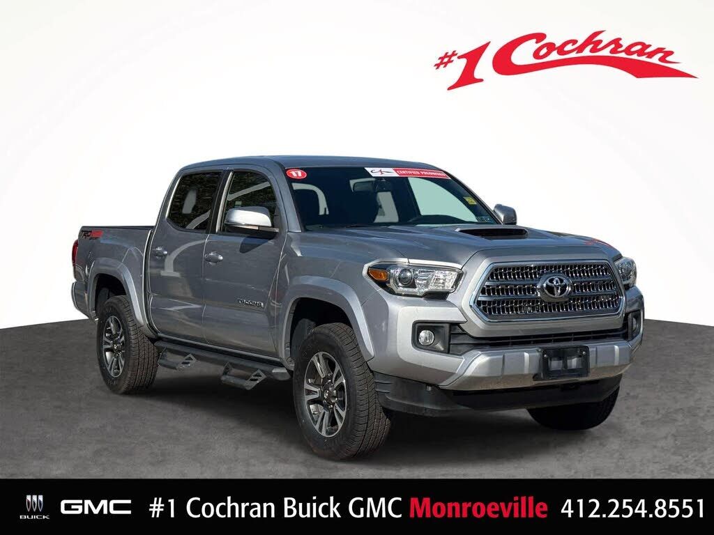 2017 TOYOTA Tacoma