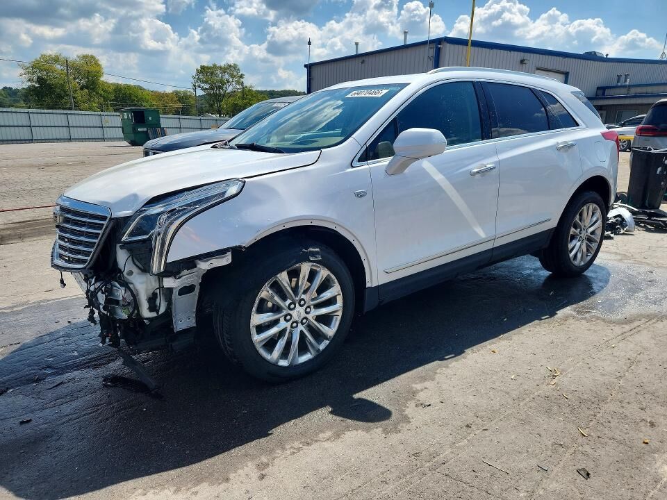 2017 CADILLAC XT5