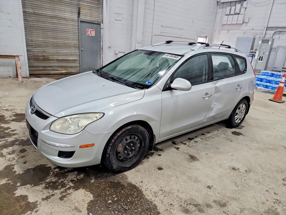 2011 HYUNDAI Elantra