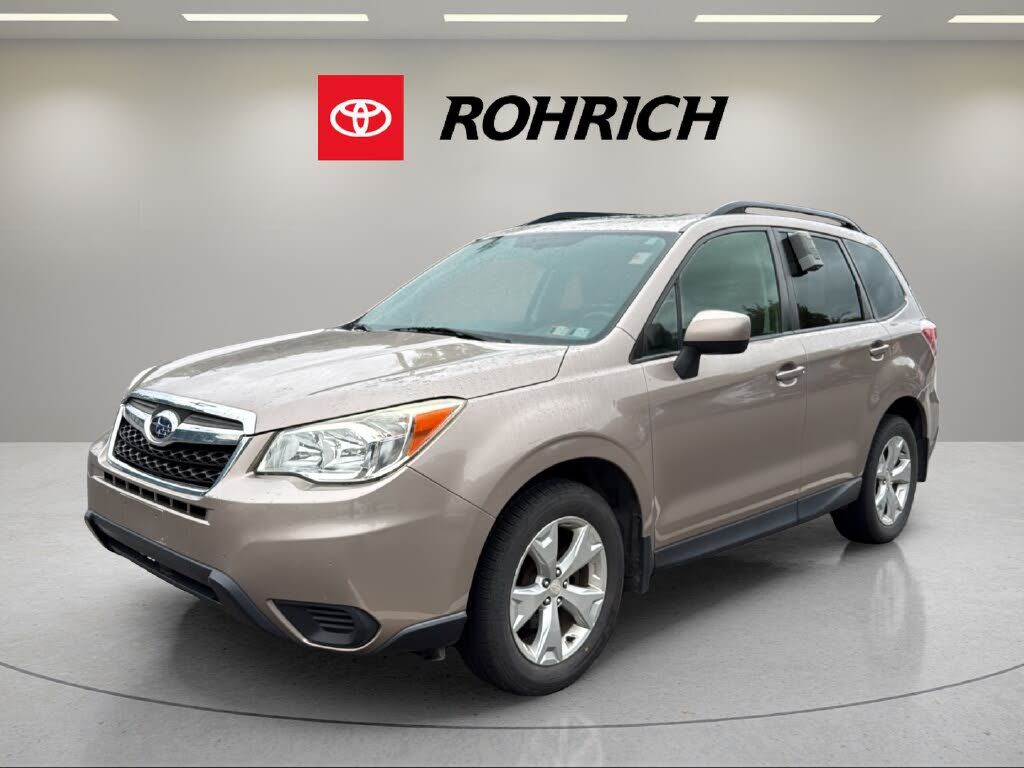 2014 SUBARU Forester