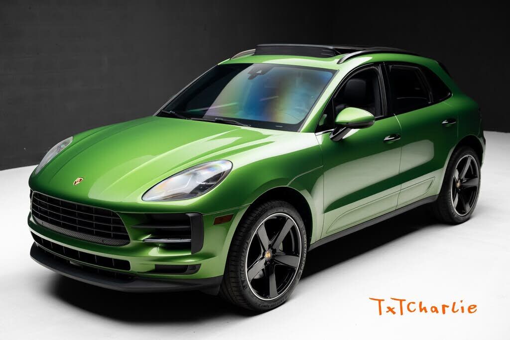 2019 PORSCHE Macan