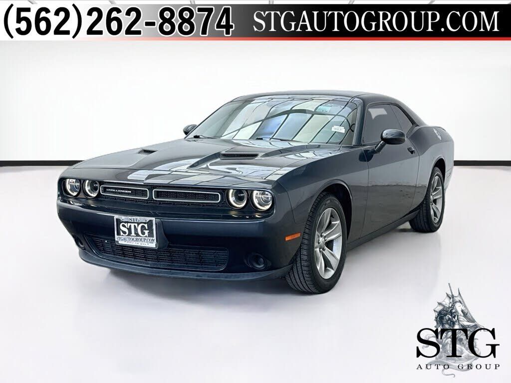 2016 DODGE Challenger
