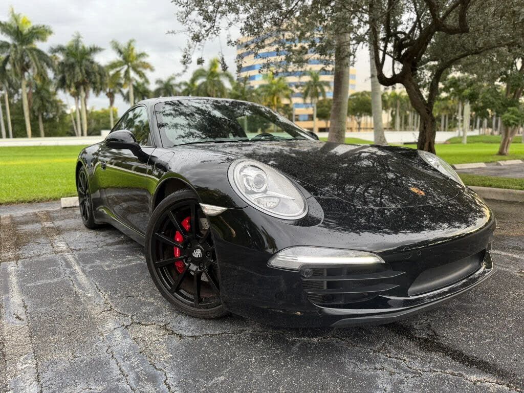 2013 PORSCHE 911