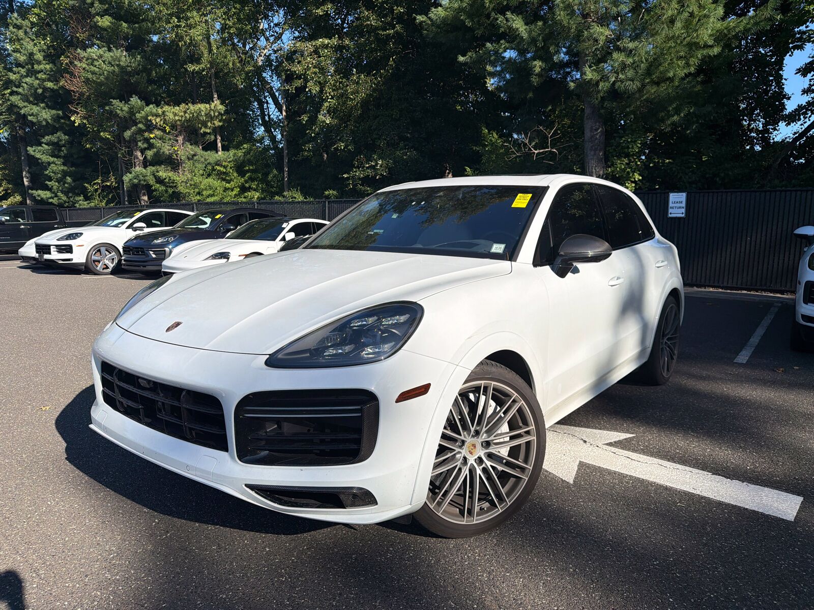 2023 PORSCHE Cayenne