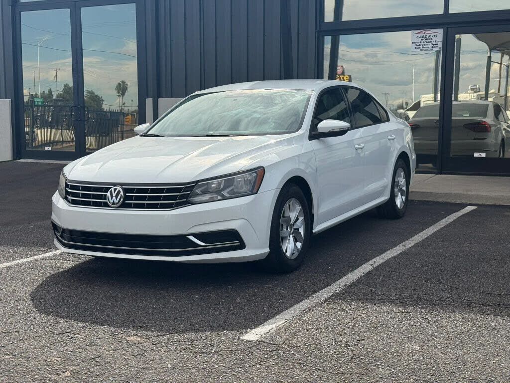 2018 VOLKSWAGEN Passat