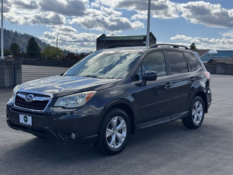2014 SUBARU Forester